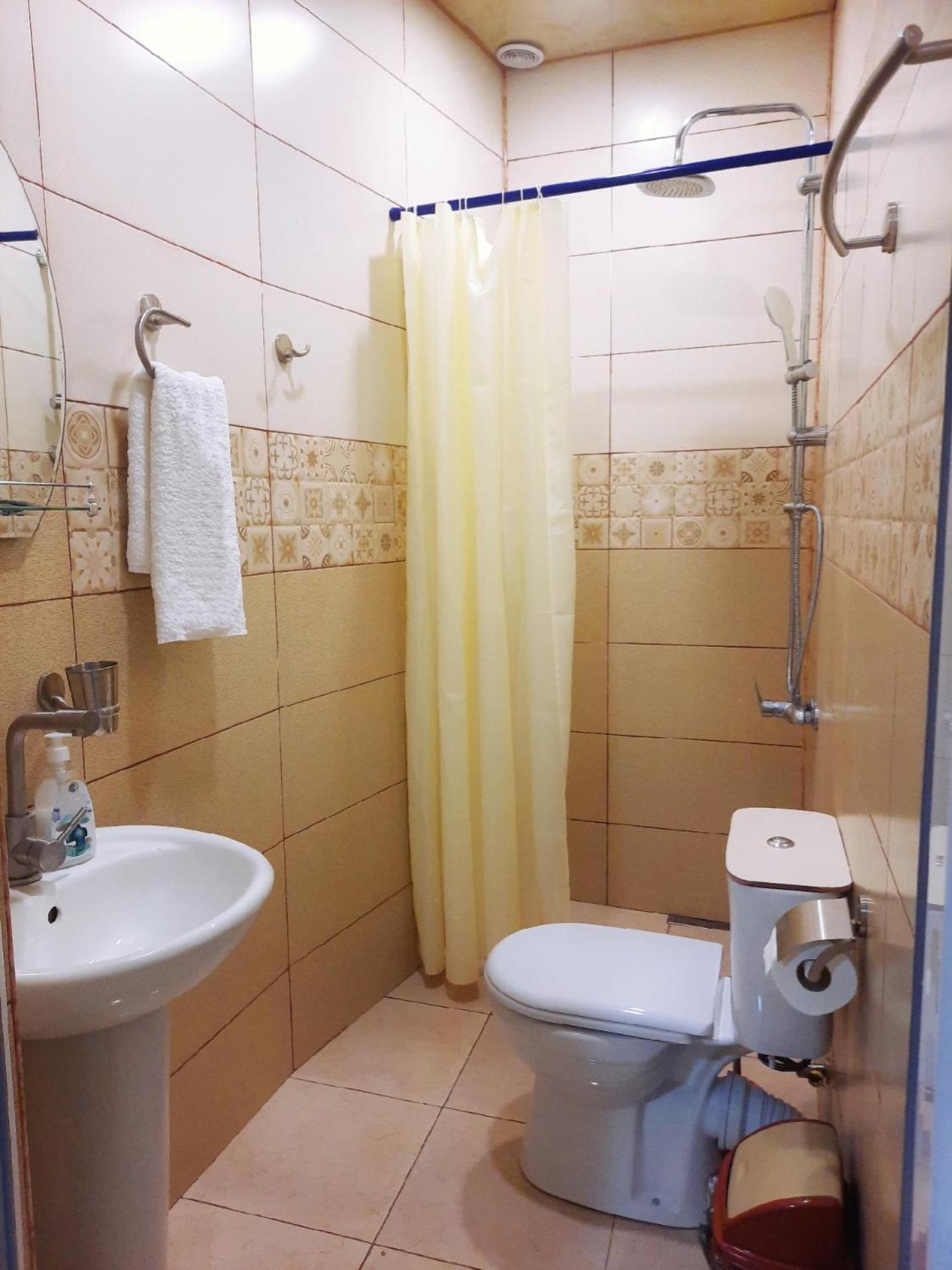 Inaisi Hotel Kutaiszi Szoba fotó